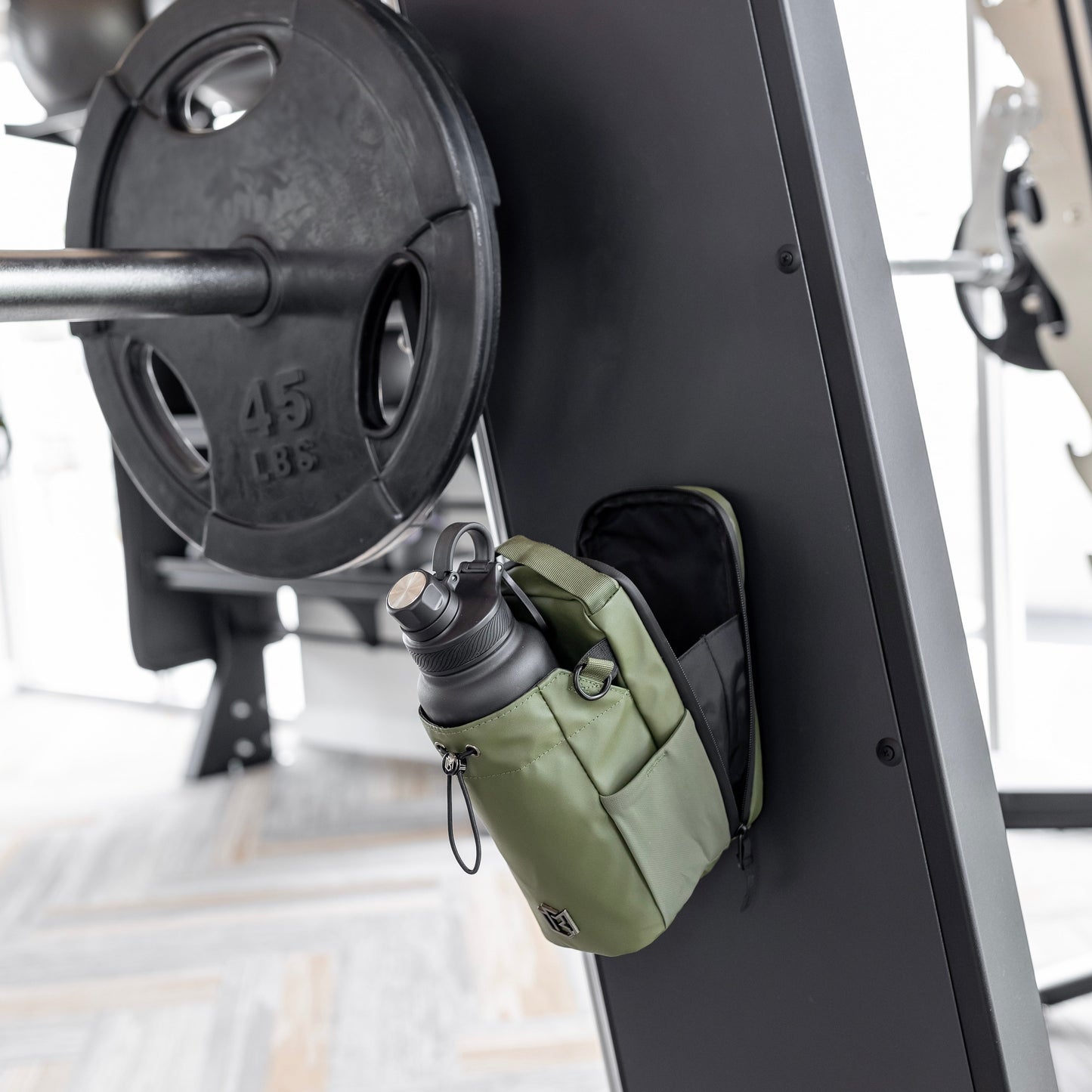 Nivo Magnetic Bottle Bag