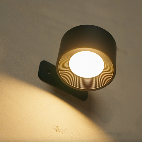 LumaSpin™ Wall lamp