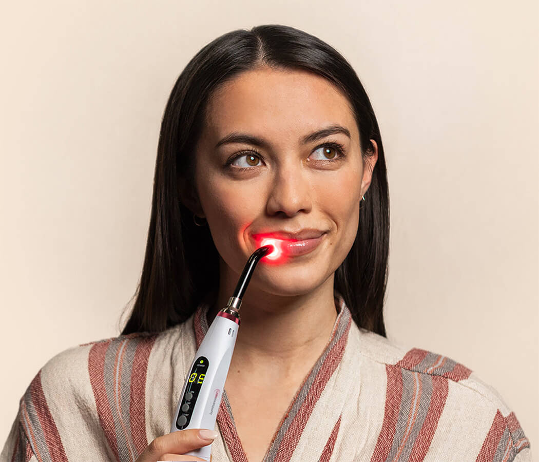 Nivo Red Light Lip Therapy Wand